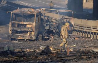 Η Ρωσία απειλεί τις χώρες που στέλνουν στρατιωτικό εξοπλισμό στην Ουκρανία