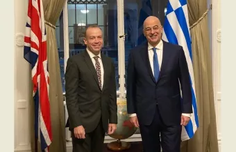 Η τουρκική στάση, το ουκρανικό και η διμερής συνεργασία στο επίκεντρο της συνάντησης Δένδια στο Foreign Office