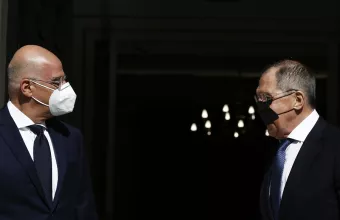 Ρωσικό ΥΠΕΞ: Ουκρανία, Μεσόγειος, Κυπριακό και Βαλκάνια στην ατζέντα Δένδια-Λαβρόφ 