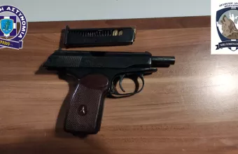 Χειροπέδες σε 33χρονο που ξάφρισε 100.000 ευρώ από σούπερ μάρκετ με ριφιφί 