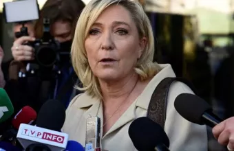 Η Λεπέν προκαλεί ξανά με δάνειο από ουγγρική τράπεζα για την προεκλογική της εκστρατεία