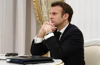 Μακρόν: Διαδοχικές διαβουλεύσεις με Πούτιν, Ζελένσκι, Σολτς και Ντράγκι