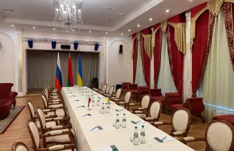 Κίεβο: Ζητά κατάπαυση του πυρός πριν από τις συνομιλίες - Video από την άφιξη των Ουκρανών στις συνομιλίες