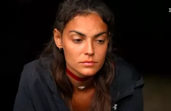 Survivor: Έξαλλη η Βρισηίδα με τον πάγκο των Μπλε -Tι έγινε -Δείτε βίντεο