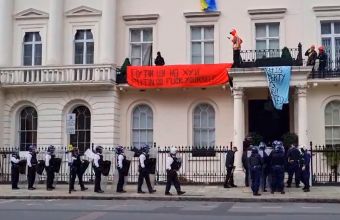 Ντάουνινγκ Στριτ: Δεν αποκλείει την εγκατάσταση Ουκρανών προσφύγων σε επαύλεις Ρώσων ολιγαρχών
