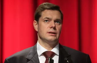 Πώς ξεγλίστρησε από κυρώσεις ο πλουσιότερος άνδρας της Ρωσίας