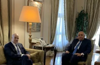 Συνάντηση Δένδια με τον Αιγύπτιο ΥΠΕΞ: Στο επίκεντρο οι στρατηγικές σχέσεις Ελλάδας-Αιγύπτου