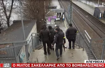 Ο ΣΚΑΪ στο Κίεβο: Ρώσοι βομβάρδισαν κέντρο ραδιοφωνίας -Σθεναρή η αντίσταση των Ουκρανών