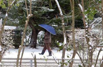 Kακοκαιρία «Φίλιππος»: Προβλήματα λόγω της χιονόπτωσης-Πώς θα κινηθεί τις επόμενες ώρες