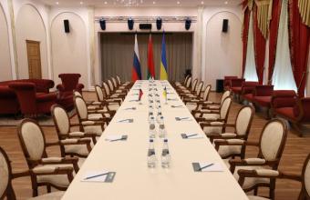 Διπλωματικό θρίλερ: Στον αέρα ο β' γύρος συνομιλιών Ουκρανίας-Ρωσίας 
