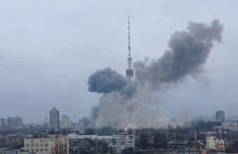 Πέντε νεκροί από τους βομβαρδισμούς στο Κίεβο-  Χτυπήθηκε ο πύργος τηλεπικοινωνιών και τηλεόρασης