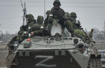 Ουκρανοί και Ρώσοι συγκεντρώνουν δυνάμεις στο Ντονμπάς- Μπαίνουμε στην Μαριούπολη, λέει η Μόσχα