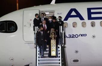 Έφτασε στην Αθήνα το Άγιο Φως