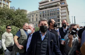 Παρεμβάσεις Ανδρουλάκη για κοινωνική κατοικία και φθηνή στέγη