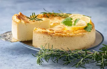 Η συνταγή για να φτιάξεις το δικό σου cheesecake με ricotta, χωρίς γλουτένη