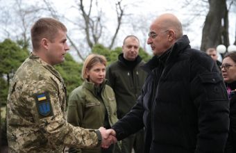 Ουκρανία: Η δέσμευση Δένδια στο Συνταγματάρχη Μαρτσένκο στην Οδησσό