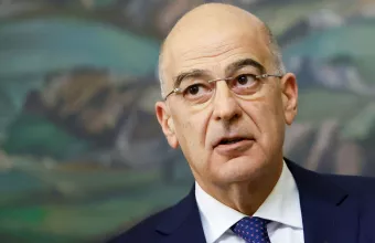 Δένδιας: Παρακολουθούμε με ιδιαίτερη ανησυχία τις εξελίξεις στην Μαριούπολη-Έκκληση για προστασία των αμάχων