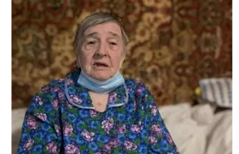 Επιζήσασα του Ολοκαυτώματος πέθανε σε καταφύγιο της Μαριούπολης-«Κρύωνε και δεν μπορούσε να σταθεί όρθια»