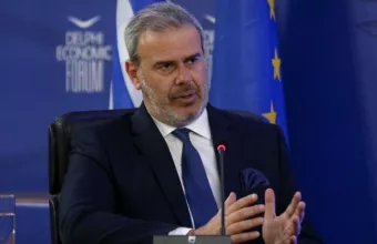 Φραγκάκης στο Φόρουμ Δελφών: Ανεβάζει ταχύτητα ο ρυθμός των νέων κρατήσεων για την Ελλάδα