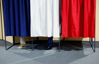Γαλλία-Δημοσκόπηση: Ο Μακρόν συγκεντρώνει 27% στις βουλευτικές εκλογές, ενώ ο Μελανσόν 24%