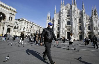 Την Παρασκευή, τα ενεργά κρούσματα κορονοϊού στην Ιταλία υπολογίζονταν σε 620.000