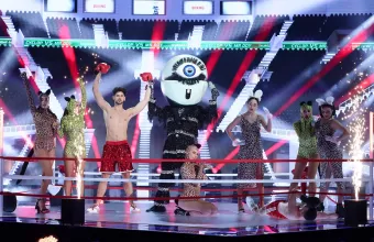 Masked Singer: O Μέμος Μπεγνής πίσω από τη μάσκα του Κύκλωπα εξέπληξε τους detectives- Δείτε βίντεο
