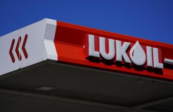 Ηχηρή παραίτηση στη Ρωσία: «Τα βρόντηξε» ο επικεφαλής του πετρελαϊκού κολοσσού Lukoil