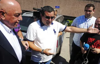 Διαψεύδει το θάνατο του Μίνο Ραϊόλα άμεσος συνεργάτης του