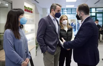 Ο Μητσοτάκης στον πρώτο Χώρο Εποπτευόμενης Χρήσης του ΟΚΑΝΑ: Τολμηρή πρωτοβουλία για την ασφάλεια των χρηστών