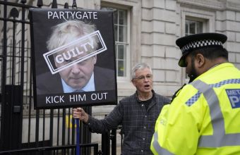 Βρετανία: Νέα πρόστιμα για το partygate από τη Μητροπολιτική Αστυνομία