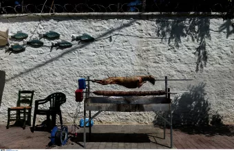 Καιρός-Κυριακή του Πάσχα: Με ηλιοφάνεια και υψηλές θερμοκρασίες το σούβλισμα του οβελία