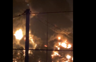 Μεγάλη φωτιά σε χώρο αποθήκευσης καυσίμων στην Μπριάνσκ, κοντά στα σύνορα Ρωσίας-Ουκρανίας -Δείτε βίντεο