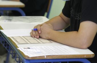 Πανελλαδικές 2022: Στη Νεοελληνική Γλώσσα εξετάζονται σήμερα οι μαθητές των Γενικών Λυκείων 