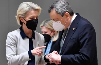 Εντείνονται οι διπλωματικές ζυμώσεις για το Ουκρανικό: Νέα επικοινωνία Ντράγκι με Ζελένσκι και Νεχάμερ με Πούτιν 