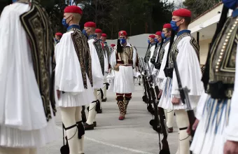 Ελπιδοφόρος: Με τους Eύζωνες της Προεδρικής Φρουράς, η παρέλαση για την Επανάσταση του 1821 στη Νέα Υόρκη