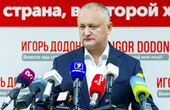 Μολδαβία: Υπό κράτηση για προδοσία ο φιλορώσος πρώην πρόεδρος Ντοντόν