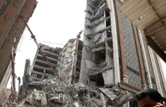 Ιράν: Διαδηλώσεις μετά την κατάρρευση κτιρίου που σκότωσε τουλάχιστον πέντε άτομα