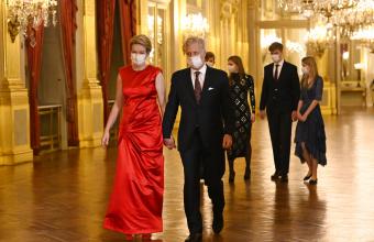 Το βασιλικό ζεύγος του Βελγίου στην Ελλάδα με κλιμάκιο επιχειρηματιών από σήμερα έως τις 4 Μαΐου