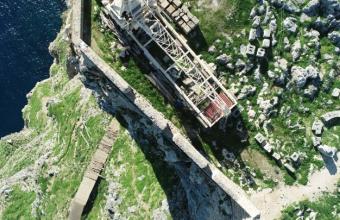Ανελκυστήρας πλαγιάς και διαδρομές θα κάνουν προσβάσιμο σε ΑμεΑ τον αρχαιολογικό χώρο της Ακρόπολης της Λίνδου