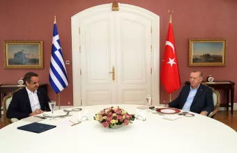 Η Αθήνα απαντά στο «δεν υπάρχει πια Μητσοτάκης» του Ερντογάν: Ακολουθούμε πολιτική αρχών, δεν κάνουμε αντιπαράθεση