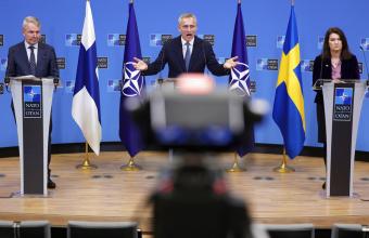 Στο Βερολίνο ανοίγει η πόρτα του ΝΑΤΟ για Φινλανδία και Σουηδία: Τα «παζάρια» Ερντογάν, η αντίδραση των ΗΠΑ και οι ρωσικές απειλές