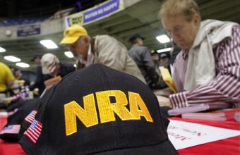 Λόμπι όπλων στις ΗΠΑ: Ξεκινά συνέδριο του NRA στο Τέξας παρά το μακελειό
