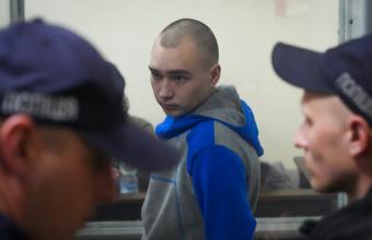 Ένοχος δηλώνει ο Ρώσος στρατιώτης που δικάζεται για εγκλήματα πολέμου στην Ουκρανία - Δείτε φωτογραφίες