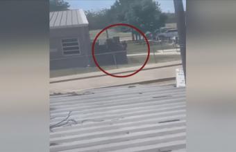 Βίντεο ντοκουμέντο από τη στιγμή που ο 18χρονος μακελάρης του Τέξας μπαίνει στο σχολείο 