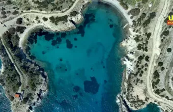«Σμαραγδένια Καρδιά»-Δείτε που βρίσκεται η εκπληκτική παραλία των ερωτευμένων σε σχήμα καρδιάς