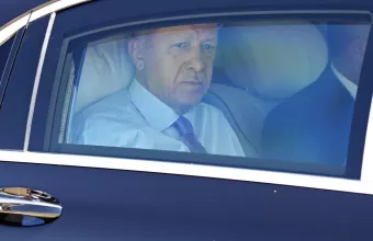 Ο Ερντογάν σαν επικεφαλής της καμπάνιας Μητσοτάκη