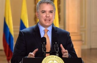 Δικαστήριο της Κολομβίας επέβαλε πρόστιμο και κατ’ οίκον πενθήμερη φυλάκιση στον πρόεδρο της χώρας
