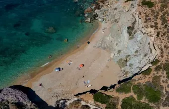 Η παραλία ΚΑΠΕ στην Αττική από ψηλά