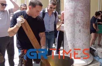 Ο Γιώργος Μαζωνάκης στη Θεσσαλονίκη