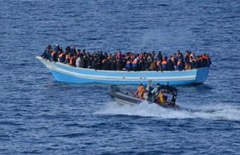  Τριάντα μετανάστες εντοπίστηκαν ανοικτά της Σάμου